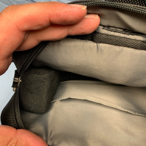 Dell Laptop Carrying Case - Picture 7 of 8